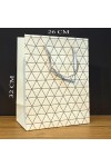 Beyaz Geometrik Desenli Büyük Boy Karton Hediye Çantası
